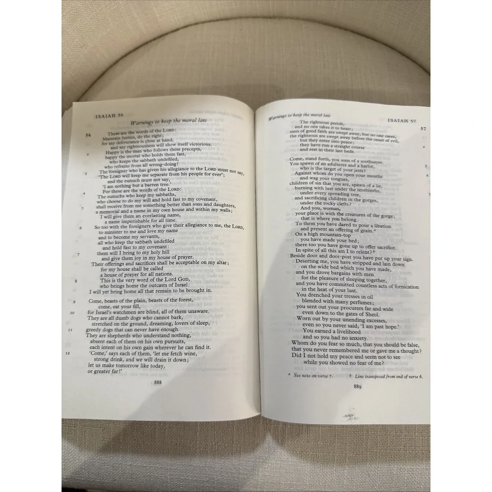 The New English Bible with the Apocrypha, Oxford/Cambridge University Press 1970